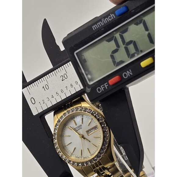 Citizen Ladies\' Watch 27mm Gold Tone Crystal Bezel. New Battery 6.5\